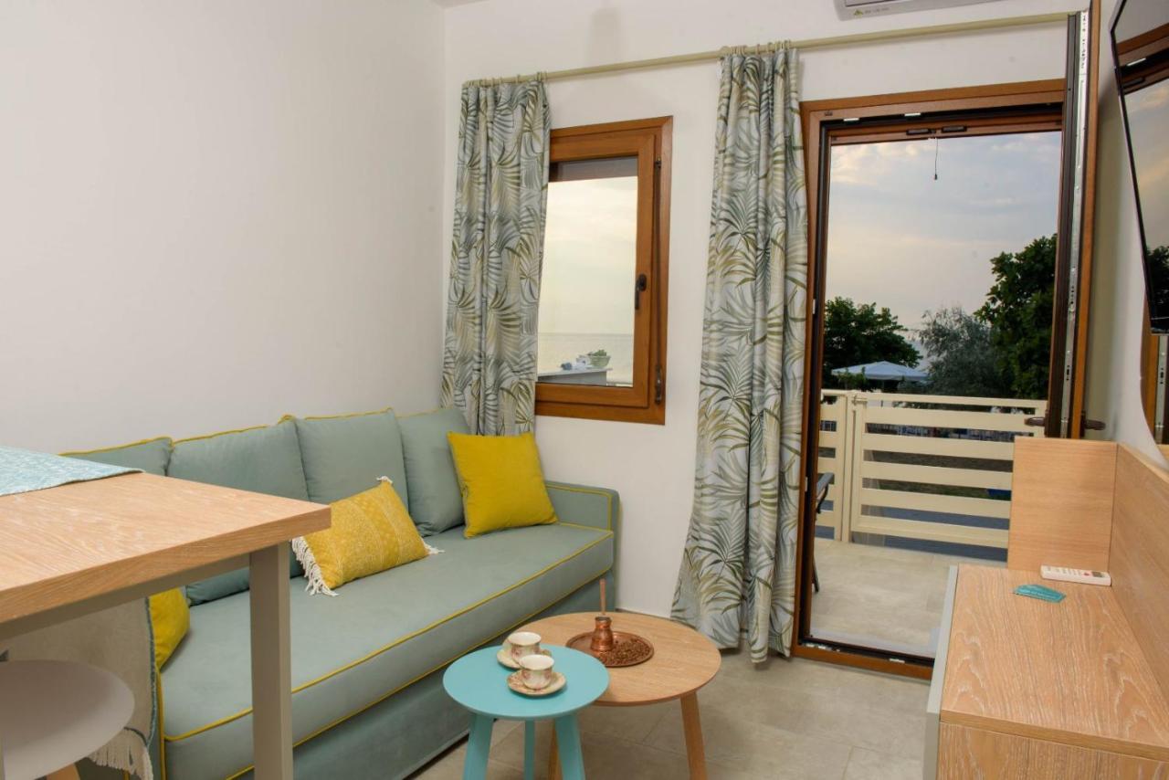 Apartamento Στ' Ακρογιάλι Nea Roda Exterior foto